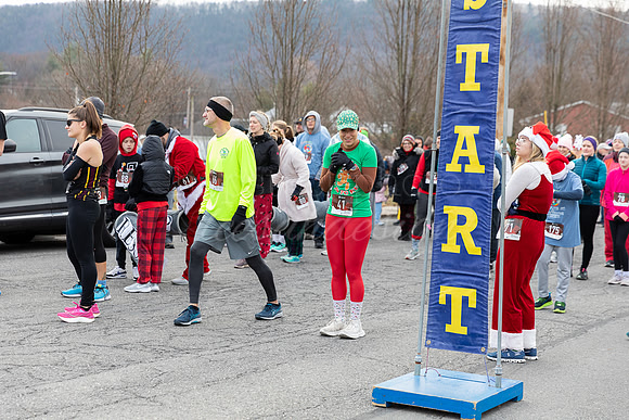 2024-12-07-Snowflake5K-PRINT-0099