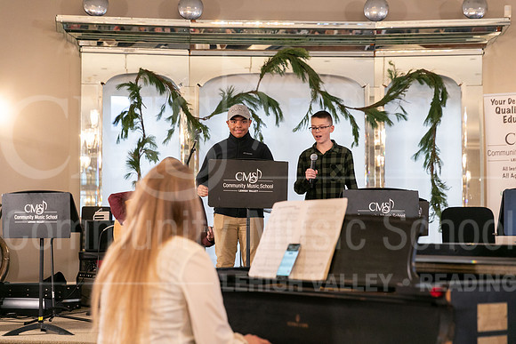2022-12-18 Holiday Recital-0414-ModernBand