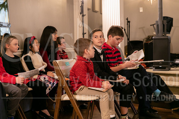2022-12-18 Holiday Recital-0429-students