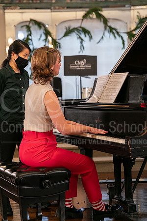 2022-12-18 Holiday Recital-0449-KellyHooper-JasAdamson