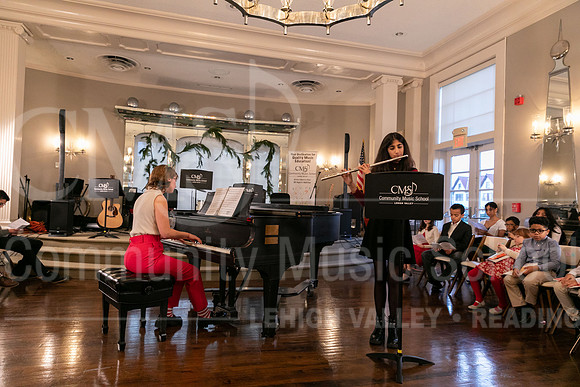 2022-12-18 Holiday Recital-0471-AanyaSharma-KellyHooper