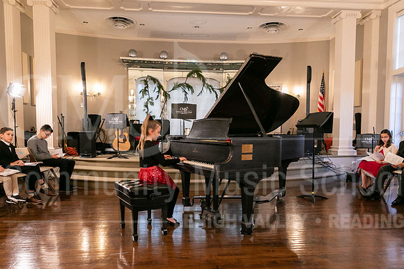 2022-12-18 Holiday Recital-0476-ElenaBernini
