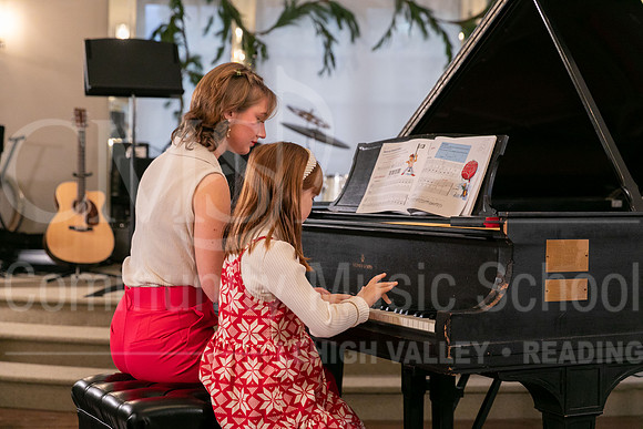 2022-12-18 Holiday Recital-0501-Nelle Magro-KellyHooper
