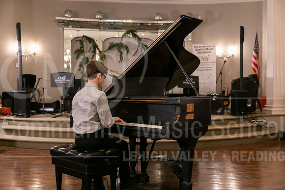 2022-12-18 Holiday Recital-0608-Daniel Soloviev