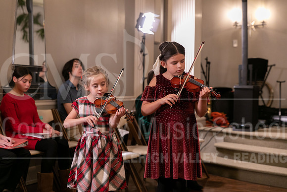 2022-12-18 Holiday Recital-0613-Keira Felix - Nicole Rojas
