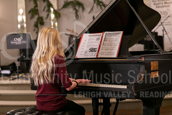 2022-12-18 Holiday Recital-0634-Jessica Lindmark