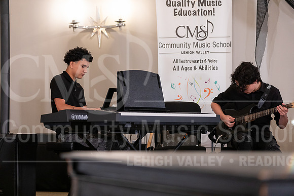 2023MonsterConcert-7127-HouseBand-AndrewColonRodriguez-JustinGonzalez