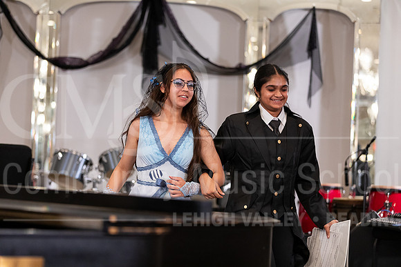 2023MonsterConcert-7106-NaomiHerrera-DiyaSoman-pianoduet