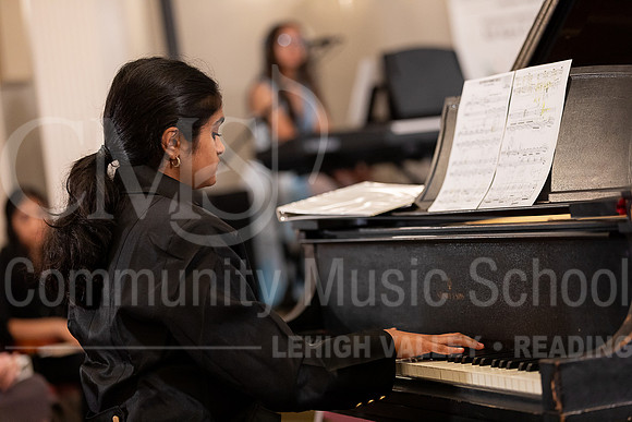 2023MonsterConcert-7096-DiyaSoman-piano