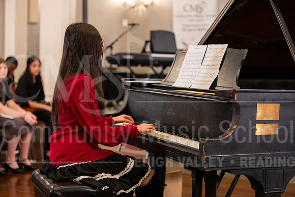 2023MonsterConcert-7062-SabrinaTruong-piano