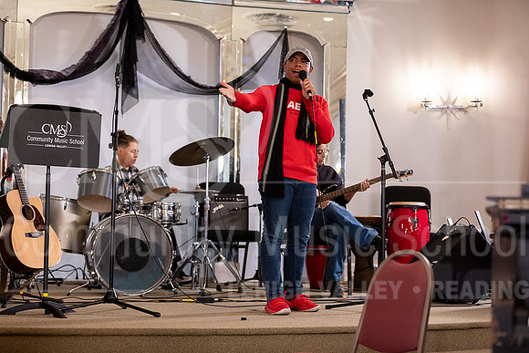 2023MonsterConcert-6979-ModernBand-JenisonMendez