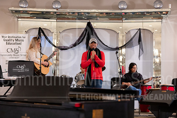 2023MonsterConcert-6956-ModernBand