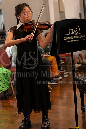 2023MonsterConcert-6932-ReneKim-violin