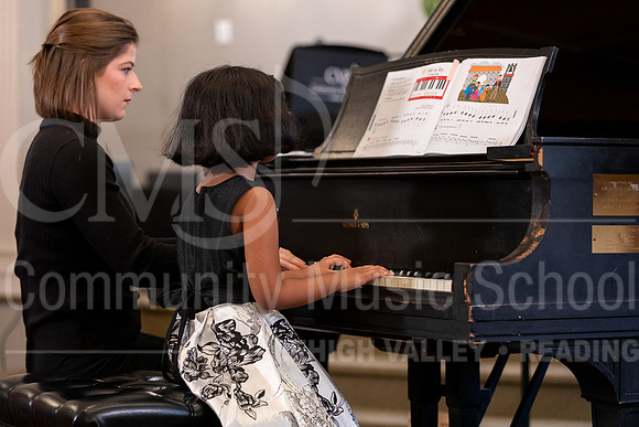 2023HolidayRecital-9837-DarshikaLakshminarayanan-piano