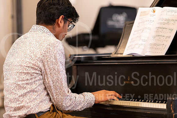 2023HolidayRecital-9843-HaadiMatin-piano