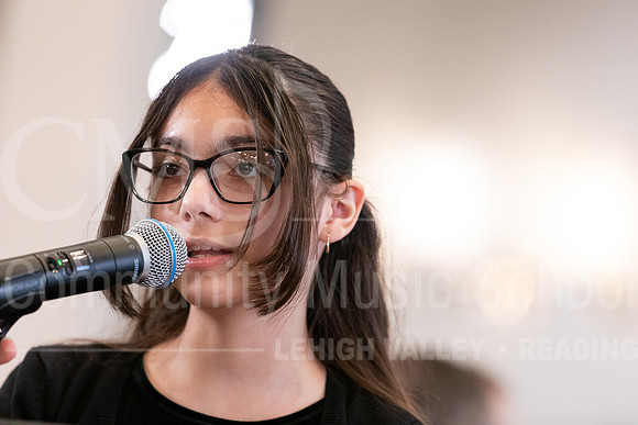 2023HolidayRecital-9857-AdriannaMontes-voice