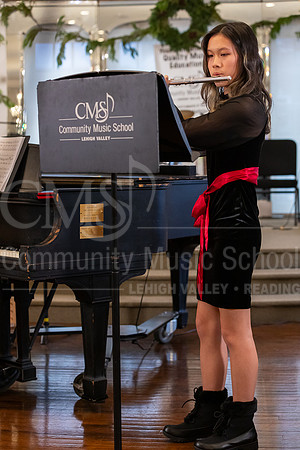 2023HolidayRecital-9877-FelicityLui-flute