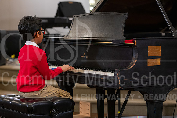 2023HolidayRecital-9899-AdvaithPrathapa-piano