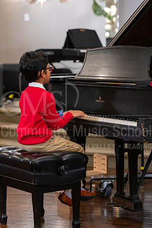 2023HolidayRecital-9900-AdvaithPrathapa-piano