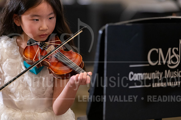 2023HolidayRecital-9946-AnnetteKim-violin
