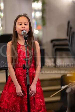 2023HolidayRecital-0010-YocelyMarte-voice