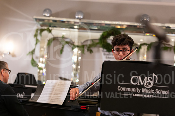 2023HolidayRecital-0093-ShivamPatel-violin