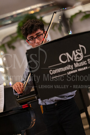 2023HolidayRecital-0098-ShivamPatel-violin